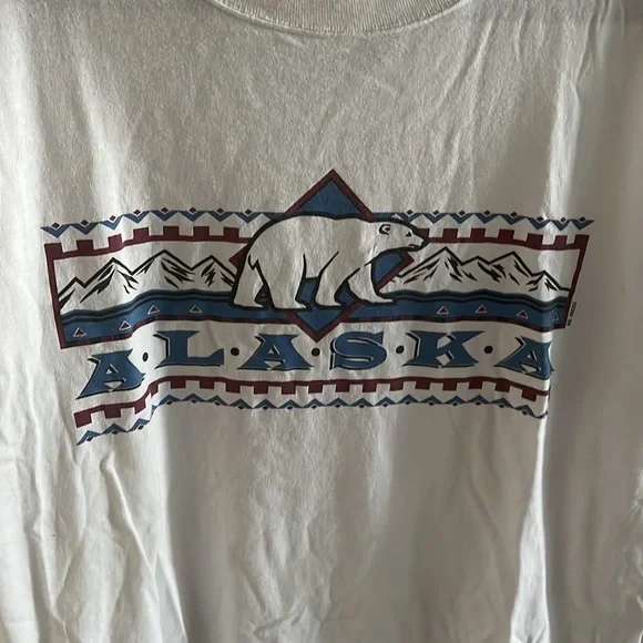 Alaska Unisex White Short Sleeve Polar Bear T-Shirt Size Large - Picture 2 of 4